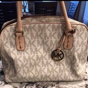 White Michael Kors handbag